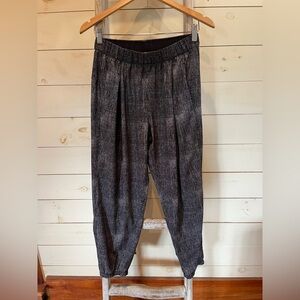 Lululemon Lightweight Joggers